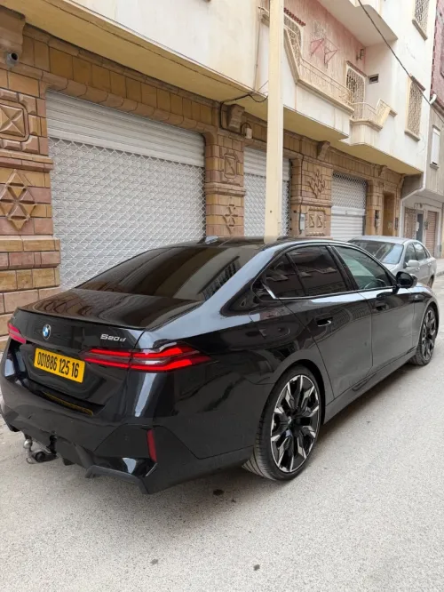 BMW Série 5 2025 Pak m xdrive invidualle