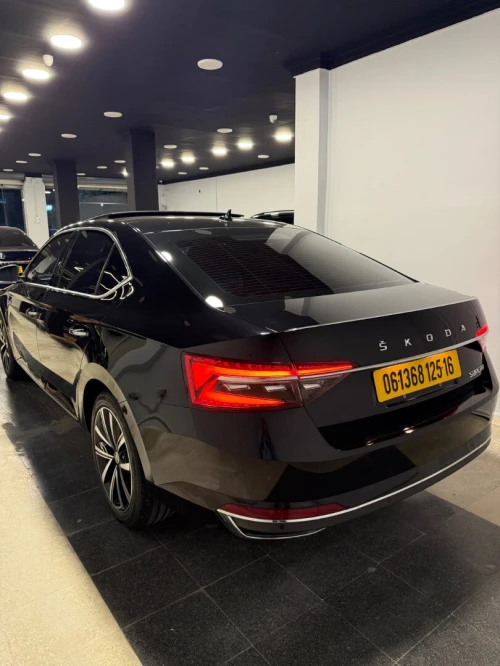 Skoda Superbe 2025 Luxury