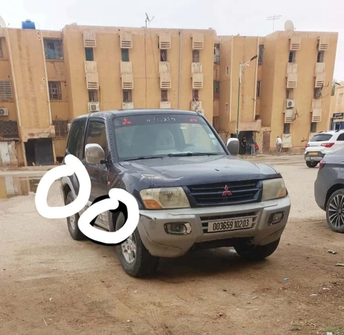 Mitsubishi Pajero Court 2002 Pajero Court