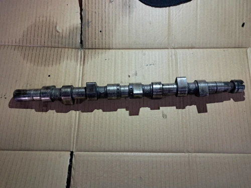 Arbracam clio 1.9 .Renault 19 .206 essence + volo moteur 206 essence