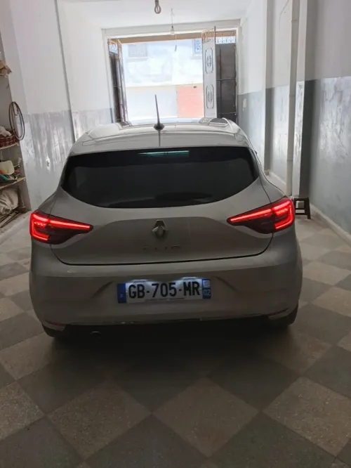 CLIO 5 INTENCE + 2021 +
