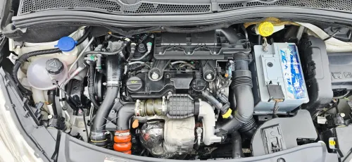Peugeot 208 2015 Allure