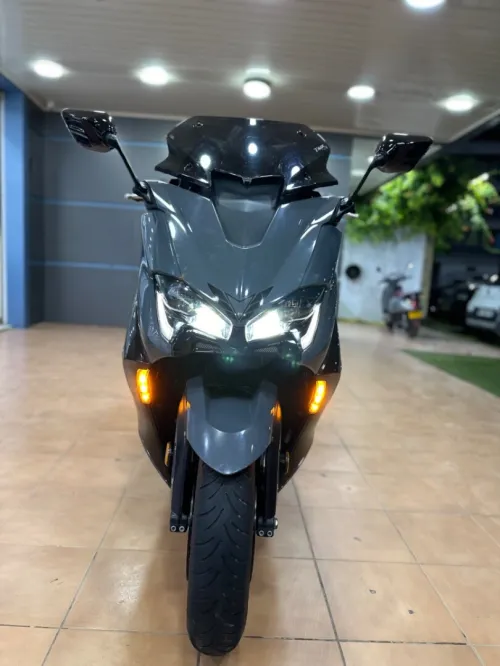 Yamaha Tax 560 2022