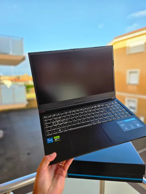 PC portable gamer ERAZER DEPUTY P60i I5-12450H RTX4060 144HZ 16 GB RAM 512 SSC NVME