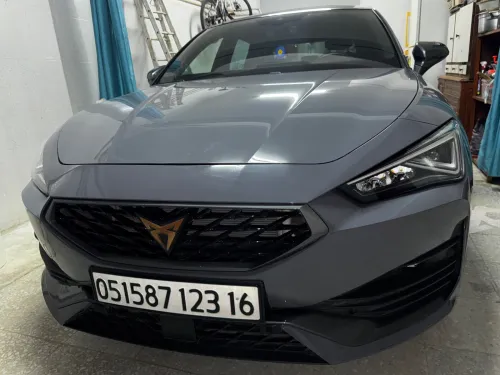 Cupra  Leon 2023 