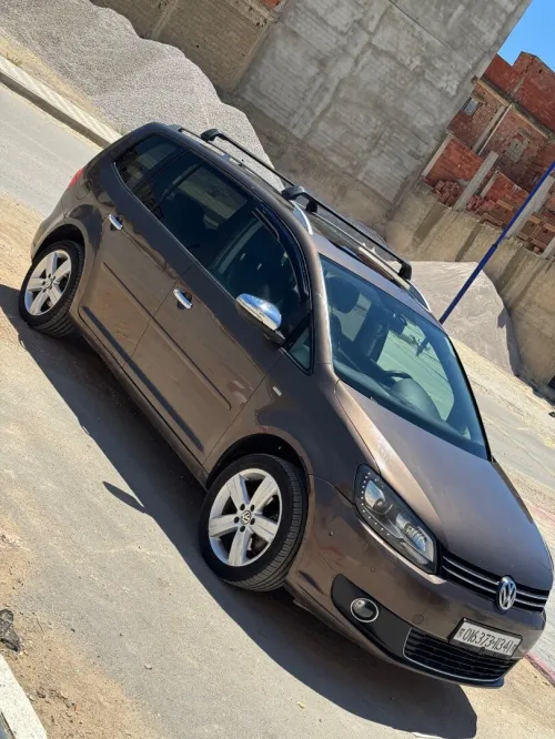 Volkswagen Touran 2013 Life