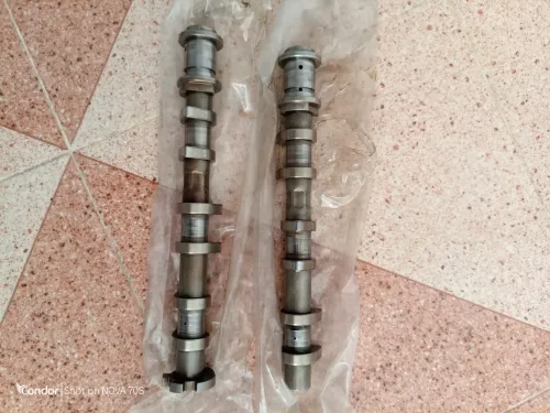 2 Arbre a came 301 1.2 vti,quitte embrayage,et pompe a huile 