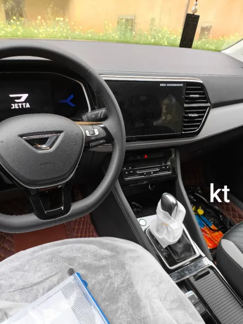 Volkswagen Jetta 2025 Vs5 flagship