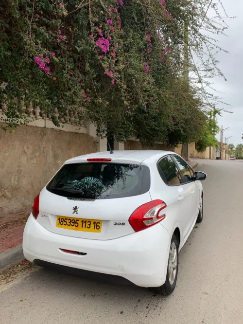 Peugeot 208 2013 Allure