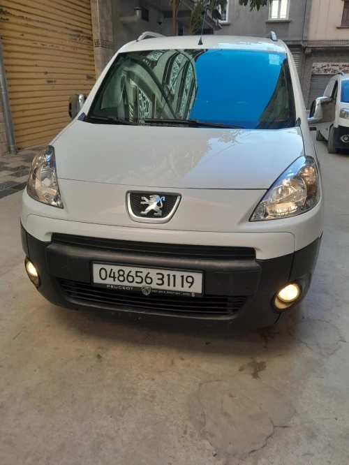 Peugeot B9 2011 Partner