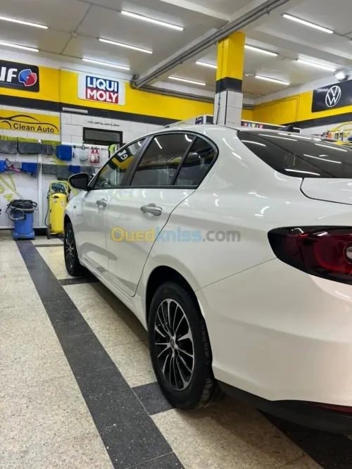 Fiat Tipo Sedan 2025 