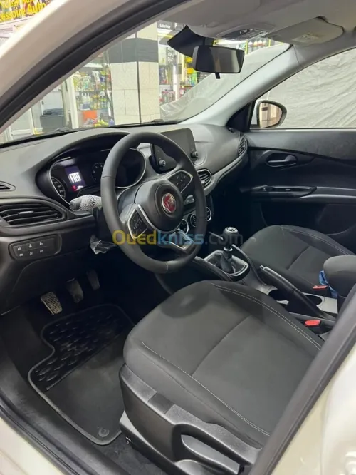 Fiat Tipo Sedan 2025 