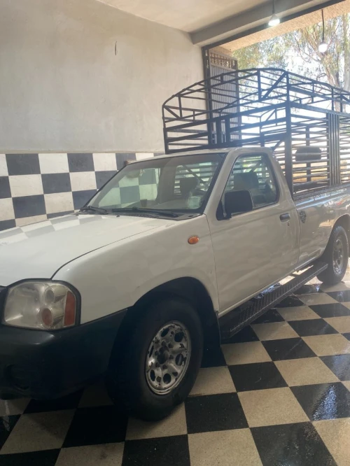 Nissan Pickup 2012 Pickup