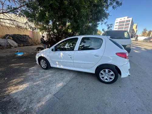 Peugeot 206 Plus 2012 206 plus