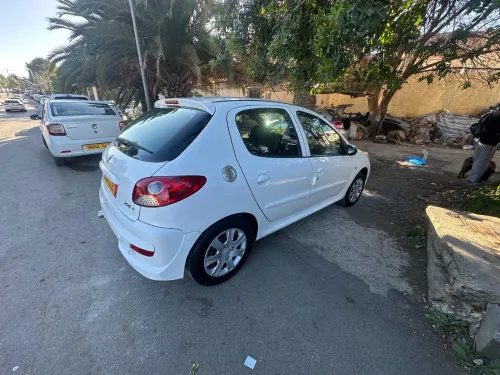 Peugeot 206 Plus 2012 206 plus