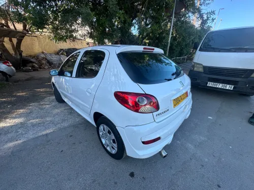 Peugeot 206 Plus 2012 206 plus