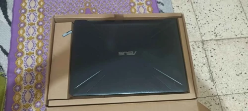 Labtop Caba ASUS TUF Gaming FX505GT i7 9 génération) :