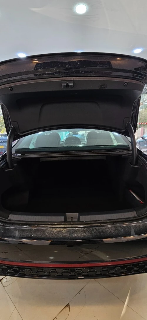 Volkswagen Passat Pro 2025 