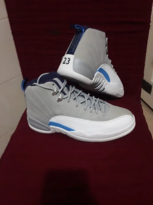 Air Jordan 12 UNC - University of North Carolina