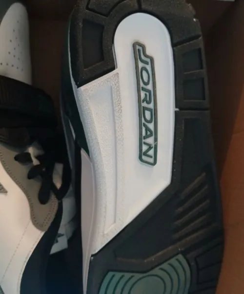 Baskets Air Jordan Nike