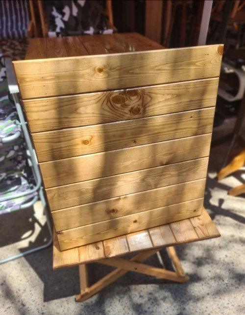 Table pliable en bois 