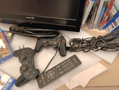 PS4 + accessoires+ecrantv