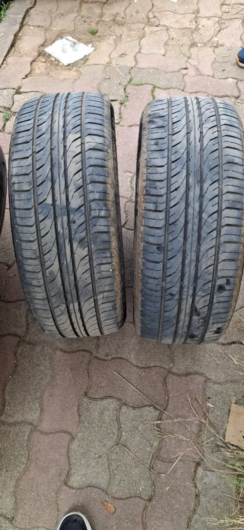 Pneus 215/55 R16 PRIMESTAR Occasion 3000 DA pièce
