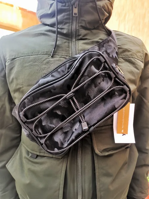 veste +  cargo jack and jones  originals + sac banane 
