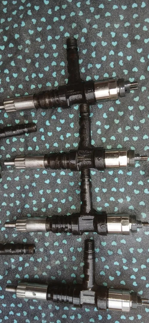 06 injecteur komatsu A6 moteur E5