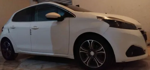 Peugeot 208 2019 