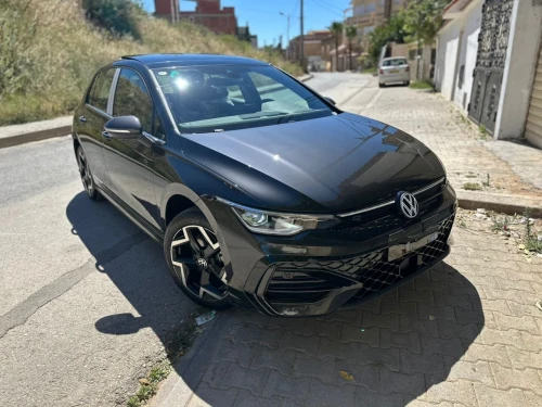 Volkswagen Golf 8 2025 Active