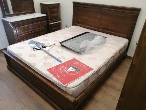 Chambre a coucher en bois hêtre