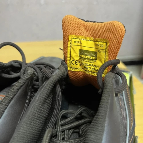 Chaussure De Sécurité Basse COVERGUARD (Réf : 9KASL) "P 39"
