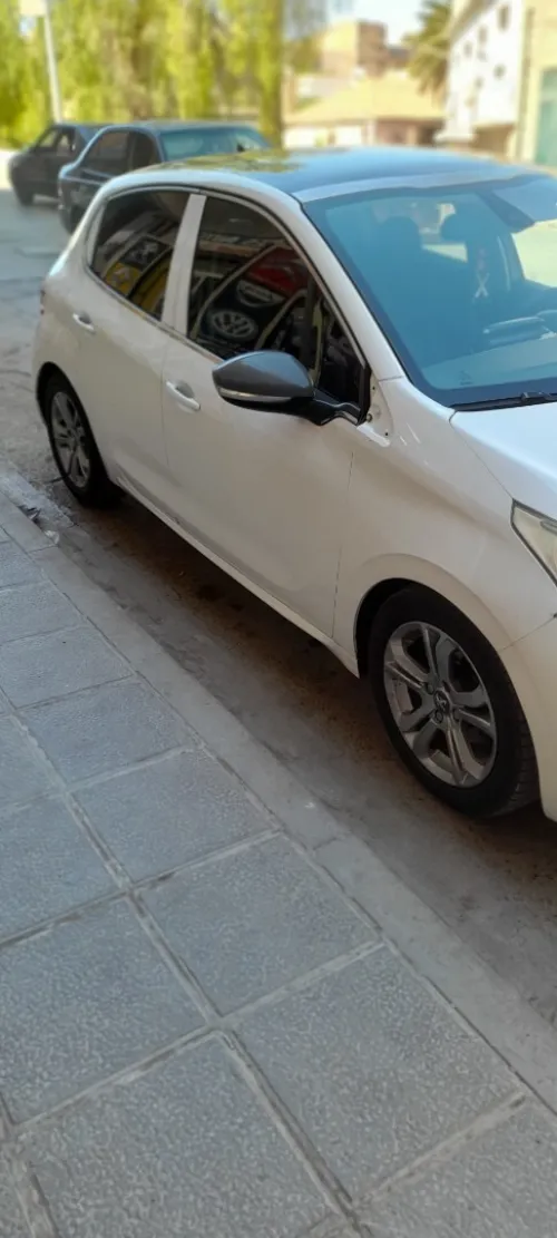Peugeot 208 2015 Active