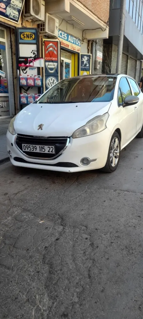 Peugeot 208 2015 Active