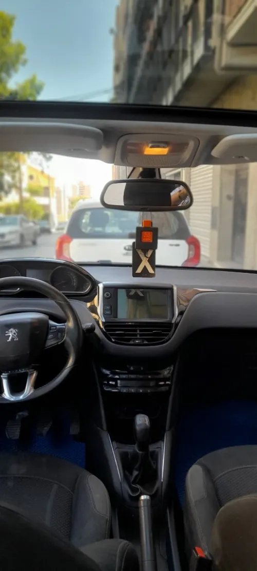 Peugeot 208 2015 Active