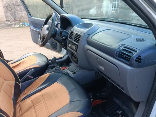 Renault Clio 2 2001 Expression