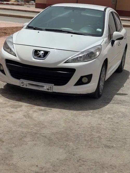 Peugeot 207 plus 2013 207 plus