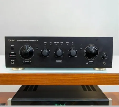 TEAC A R650