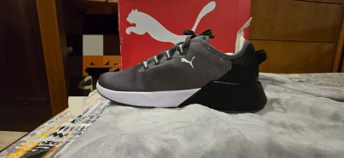 Basquettes puma gris avec boîte 
