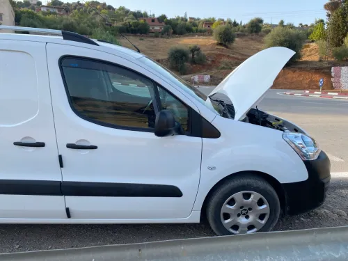 Peugeot B9 2015 B9