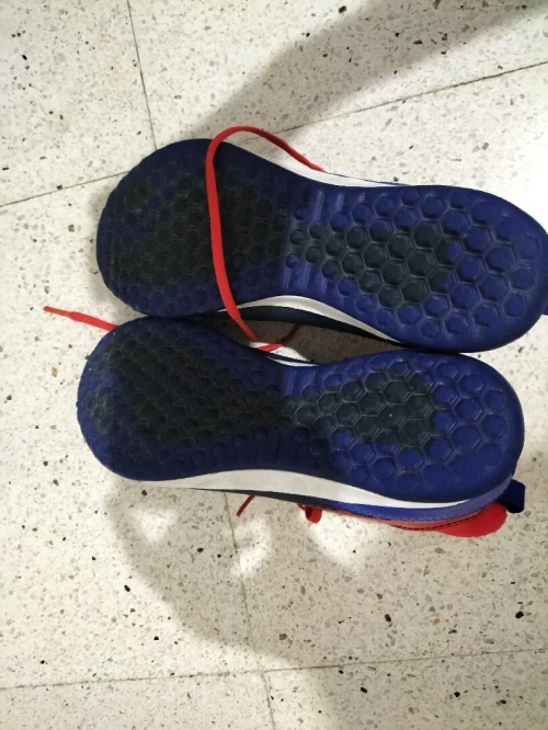 crampon sport futsal ou cours