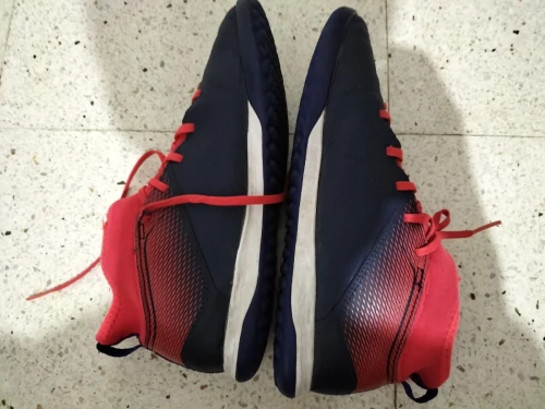 crampon sport futsal ou cours