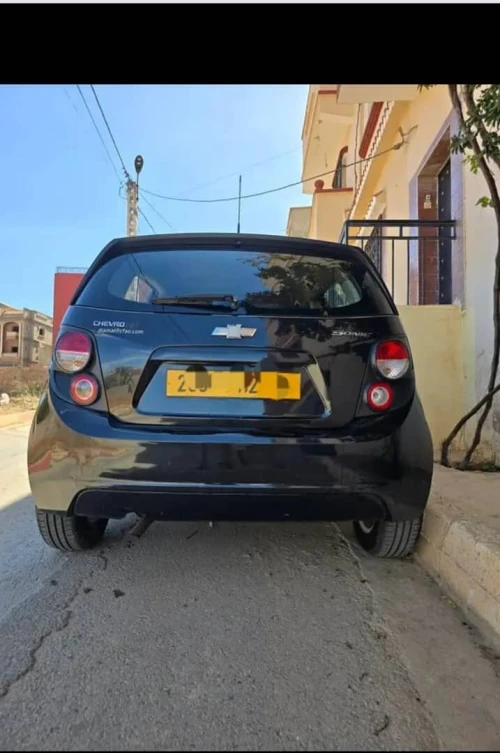 Chevrolet Sonic Hatchback 2012 