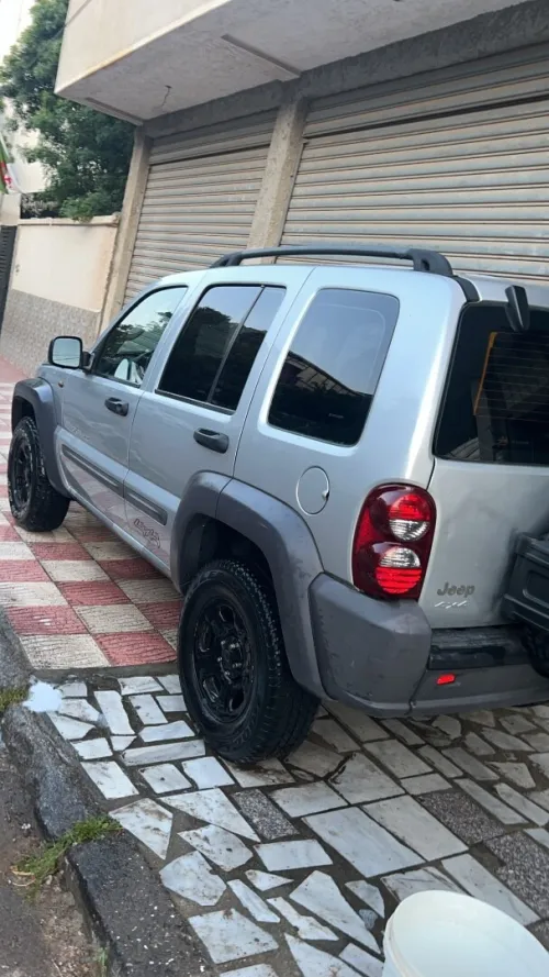 Jeep Cherokee 2005 