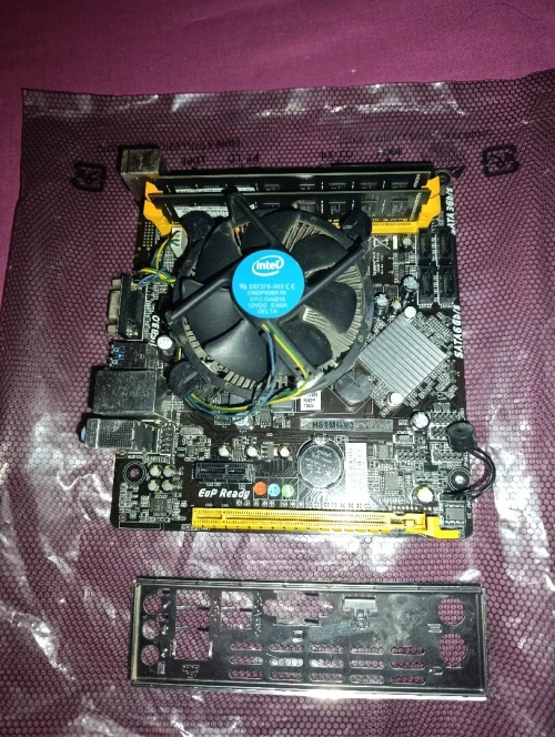 Combo processeuri5+carte-mère+ram