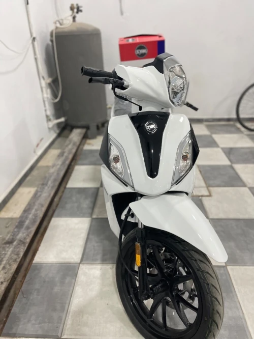 Sym St 200 2025