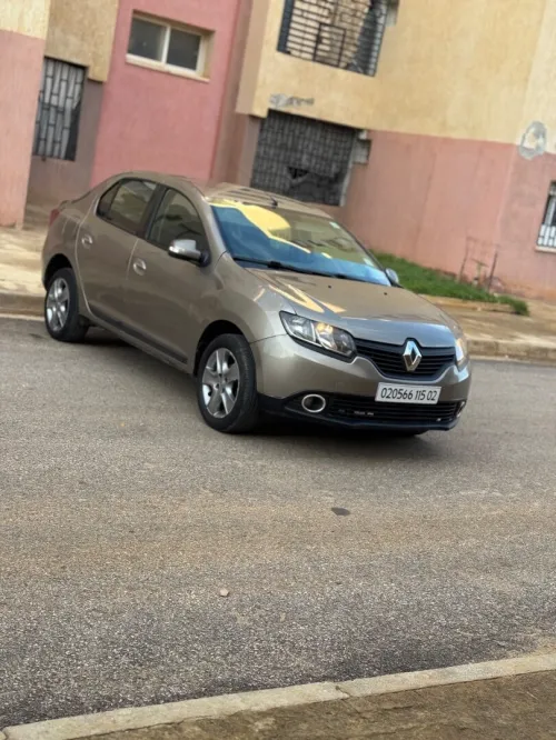 Renault Symbol 2015 