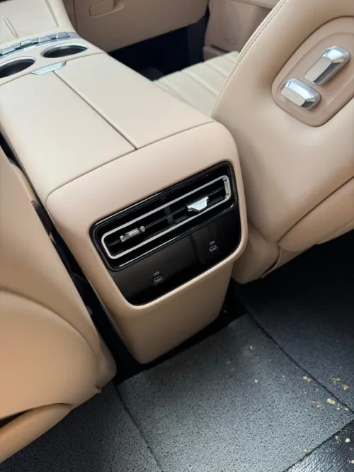 Jetour X70 L  2026 Luxury Edition 7 places 