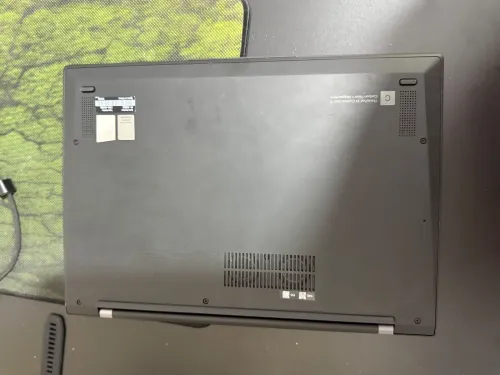 Thinkpad x1 carbon i7 1365u 32gb